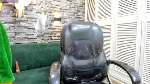 Snapshot of nickk_wolff chatting on November 23, 2025, 3:39 am Nickk Wolff online show from November 23, 2025, 3:39 am
