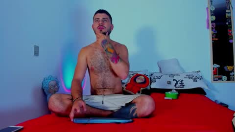 Nick  Mia  online show from January 11, 2026, 11:10 pm