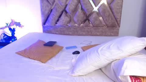 Snapshot of nickolas_moon chatting on February 14, 2025, 3:22 am Nickolas Muoz online show from February 14, 2025, 3:22 am