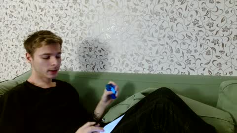 Nick online show from December 13, 2024, 10:02 pm