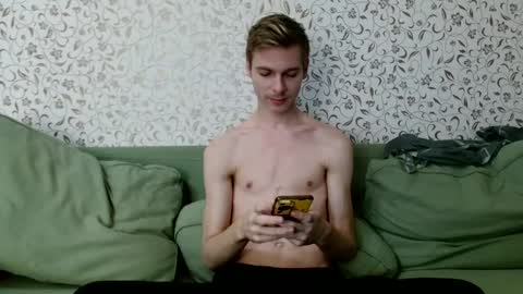 Nick online show from December 15, 2024, 1:43 pm