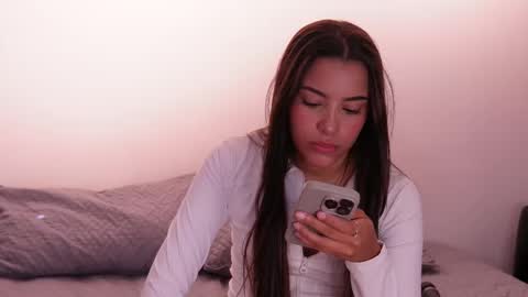 Snapshot of nicky_and_blake chatting on March 3, 2025, 6:44 pm nicky and blake online show from March 3, 2025, 6:44 pm