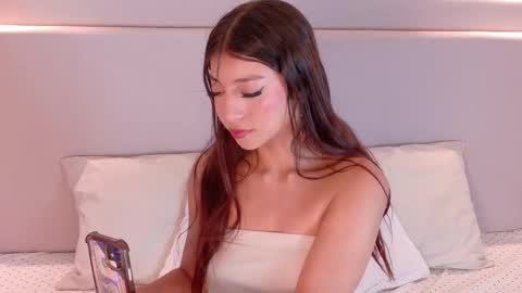 nicky_belmonth online show from February 26, 2025, 11:41 am