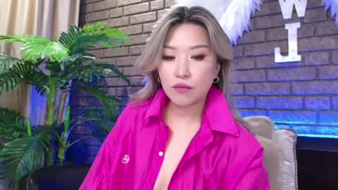 Today is my 41st birthday  And in 2 hours Im waiting for you on the stream Stock up on tokens and a good mood Nicky online show from March 3, 2025, 9:33 am