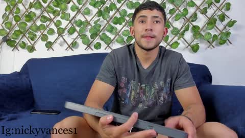 nicky online show from January 18, 2025, 8:19 pm