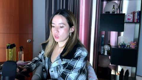 Nicky online show from January 15, 2025, 9:30 pm