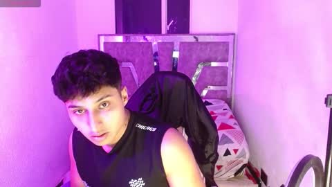 NICOLAS online show from November 30, 2025, 3:21 am