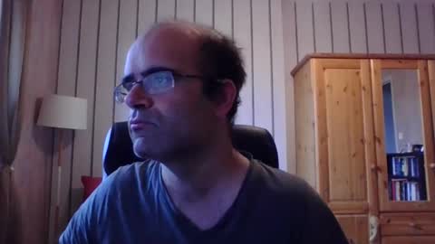 nico82_fr online show from April 12, 2026, 8:41 am