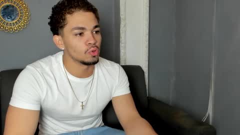 nico_blaze7 online show from December 20, 2025, 12:23 pm