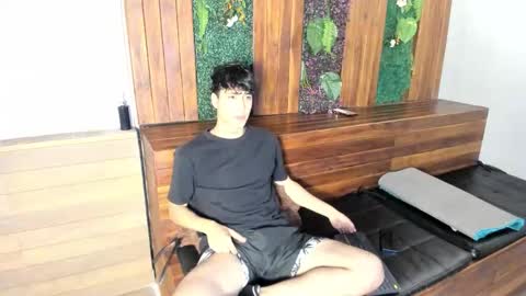 Snapshot of nico_herrera_ chatting on January 12, 2026, 7:19 pm Nico online show from January 12, 2026, 7:19 pm