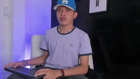 nico_saint_ online show from June 7, 2026, 11:36 am