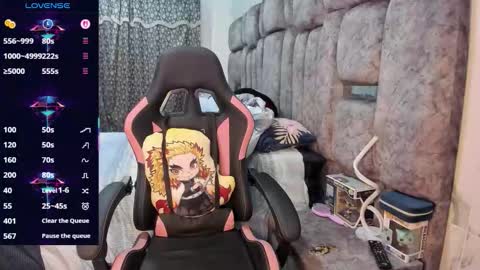 YuliEM online show from February 4, 2026, 8:36 pm