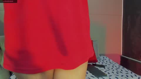 Snapshot of nicol_and_thiago_212 chatting on May 18, 2026, 10:59 pm nicol_and_thiago_212 online show from May 18, 2026, 10:59 pm