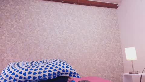 Nicol online show from December 31, 2024, 7:18 pm