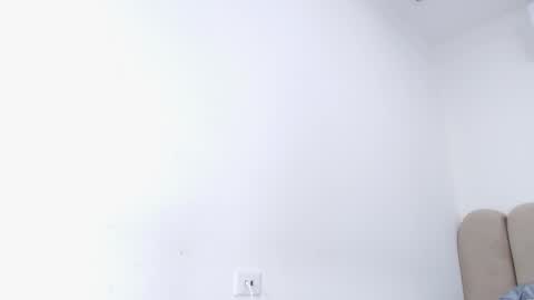 Nicol online show from February 19, 2026, 3:13 am