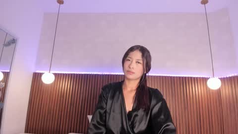 Nicol online show from November 10, 2025, 4:33 am