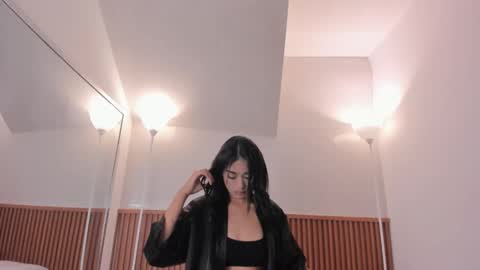 Nicol online show from February 22, 2026, 3:51 am