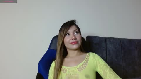 Nicol Gw online show from March 2, 2025, 10:05 pm