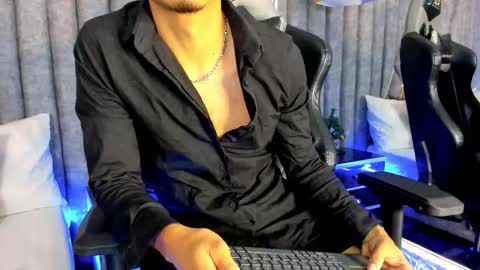 Nicolai online show from January 9, 2026, 12:19 pm