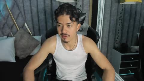 Snapshot of nicolaikarav chatting on April 26, 2026, 12:14 pm Nicolai online show from April 26, 2026, 12:14 pm