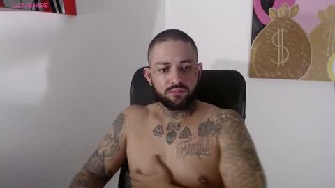 nicolas online show from February 1, 2025, 3:19 am