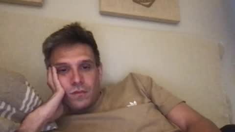 nicolaspercha online show from April 7, 2026, 7:25 pm