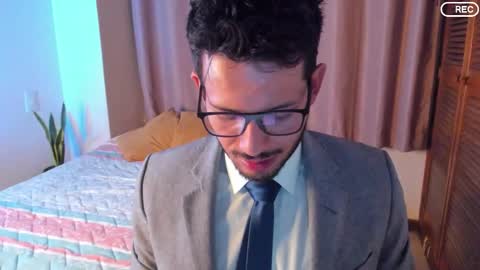 nicolasrodrii online show from January 13, 2026, 11:21 pm