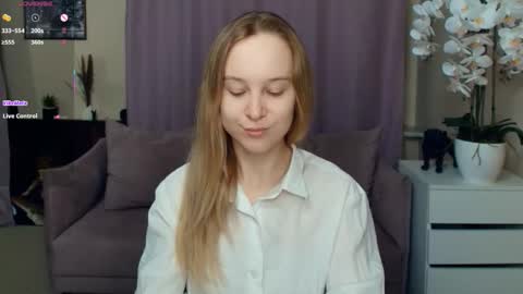 Nicoletta online show from February 14, 2026, 6:48 pm