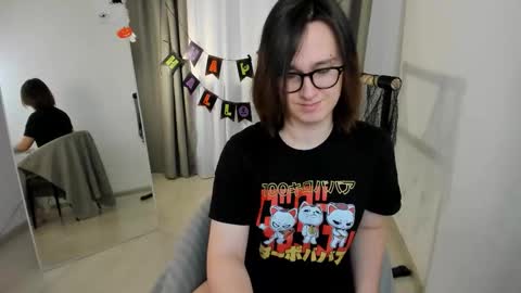 Snapshot of nicole_cidman chatting on October 22, 2025, 10:59 am Nicole online show from October 22, 2025, 10:59 am