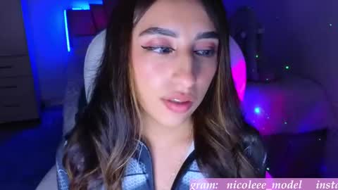 Nicole online show from December 1, 2025, 12:15 am