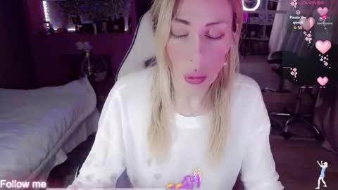 Nicole online show from January 14, 2026, 12:05 am