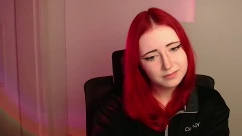 Nicole online show from November 13, 2025, 8:35 am