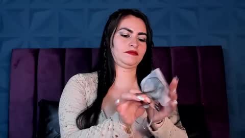 Nicole online show from January 15, 2025, 3:00 am