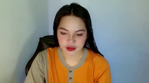 nicole_kiss01 online show from October 26, 2025, 8:09 am