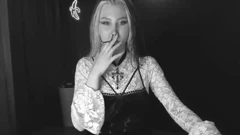 Snapshot of nicole_matt chatting on November 2, 2025, 4:26 am Nicole online show from November 2, 2025, 4:26 am