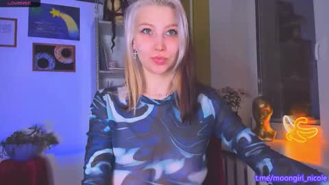 Snapshot of nicole_matt chatting on January 11, 2026, 12:59 am Nicole online show from January 11, 2026, 12:59 am