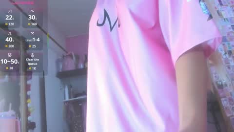 nicole_rosales online show from October 4, 2025, 7:01 pm