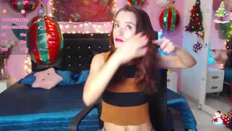 Nicole Santana online show from December 19, 2025, 11:45 pm