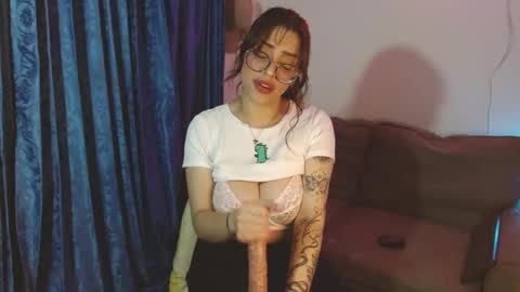 Nicole White online show from December 1, 2024, 11:36 pm