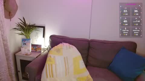 Nicole White online show from March 4, 2025, 1:12 am