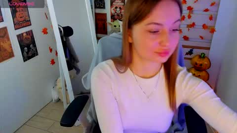 Snapshot of nicoledior_ chatting on November 24, 2025, 10:53 pm Nicole online show from November 24, 2025, 10:53 pm