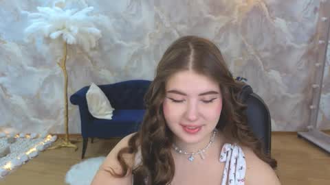 nicolefoxery online show from September 23, 2025, 3:20 am