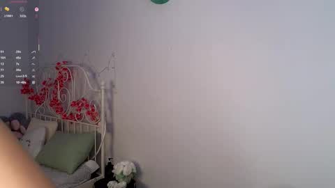 Nicole online show from January 11, 2026, 5:51 pm