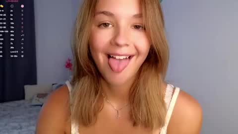 Snapshot of nicolelevis chatting on May 2, 2026, 7:52 pm Nicole online show from May 2, 2026, 7:52 pm
