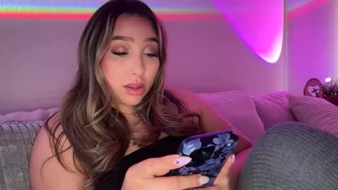 Snapshot of nicolelovesyou444 chatting on February 20, 2026, 3:23 pm nicolelovesyou444 online show from February 20, 2026, 3:23 pm