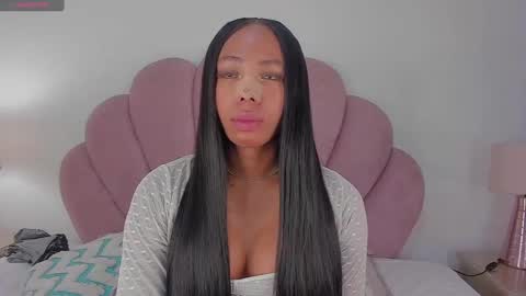 NICOLE online show from September 18, 2025, 12:18 pm