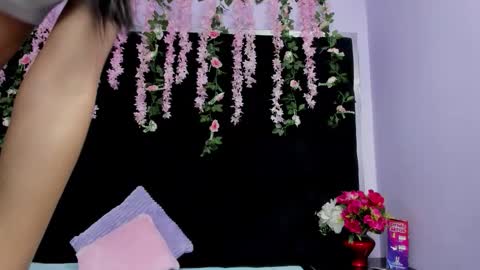 nicolfontana  online show from January 13, 2026, 12:21 pm