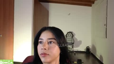 Nicoll  Independent model online show from October 29, 2025, 8:05 am