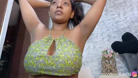 Snapshot of nicolle4 chatting on June 8, 2026, 4:29 pm nicolle4 online show from June 8, 2026, 4:29 pm
