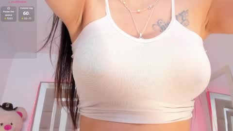 Nicolle online show from April 1, 2026, 3:20 pm